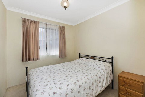 Caesars Palace 4 - Accommodation Perth 1