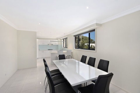 North Entrance Beach House - Accommodation Perth 5