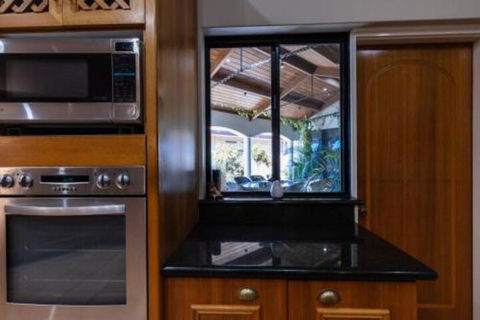 Maidstone Executive Residence - Perth Resorts 2