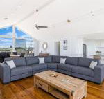 Saltys Newly Renovated - Accommodation Perth