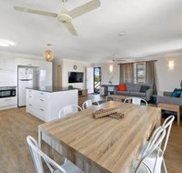 Upstairs  Downstairs 81 Denman Camp Rd - Accommodation Perth