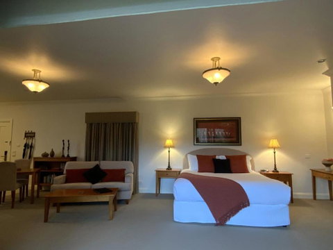 Delderfield Cottages - Accommodation Perth 1