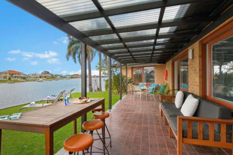 North View Waterfront Home Private Jetty - Accommodation Perth 3