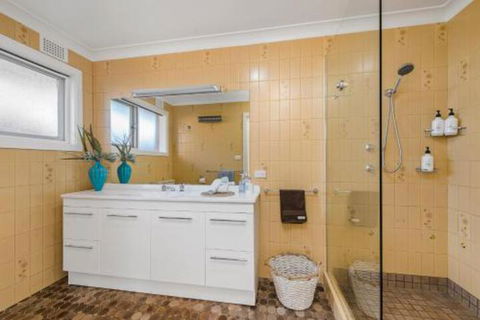 North View Waterfront Home Private Jetty - Accommodation Perth 2