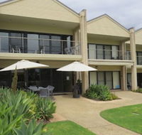 Elsinor Townhouse 10 Mulwala - Accommodation Perth