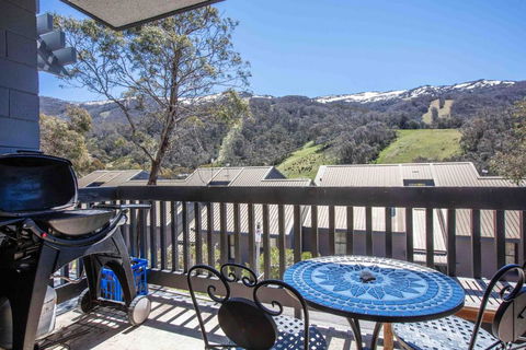 Mowamba B2 Three Bedroom - Perth Resorts 3