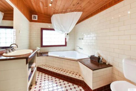 Lovel Cottage - Accommodation Perth 1