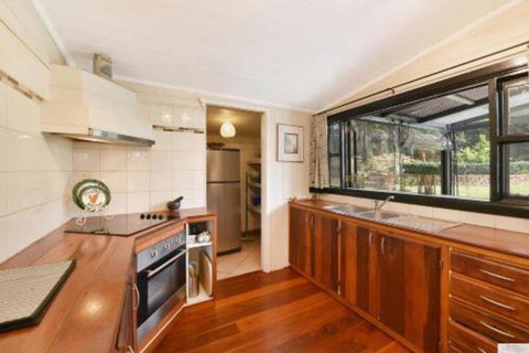 Lovel Cottage - Accommodation Perth 3