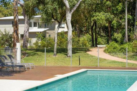 Bluewater 2 Rainbow Shores Walk To Beach Private & Stylish Beach Escape All On Level - Accommodation Perth 5