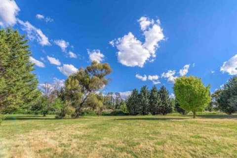 Luxurious Home On 5 Acres Close To CBD Sleeps 18 - Accommodation Perth 2