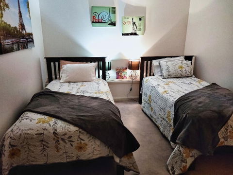 Wanderlust Cottage - Perth Resorts 6
