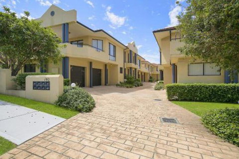 Seychells Toowoon Bay - Accommodation Perth 0