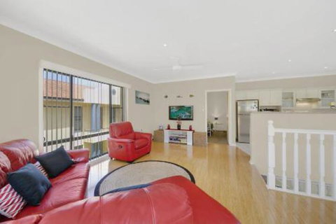 Seychells Toowoon Bay - Accommodation Perth 4