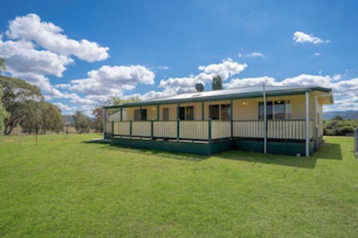 Fullerton NSW Perth Resorts