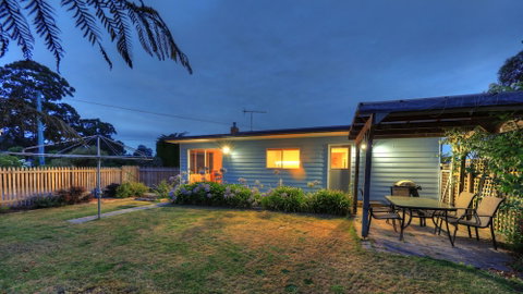 Castaway Cottage - Essentially Tas - Accommodation Perth 0