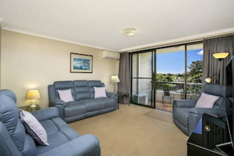HAMP1 Bright Apartment In Cremorne - Accommodation Perth 0
