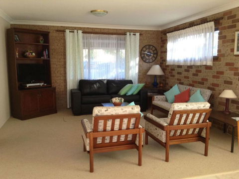 Seascape At Mollymook - Accommodation Perth 3