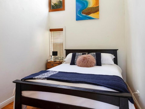 Pet Friendly Bennetts Beach Cottage - Accommodation Perth 4