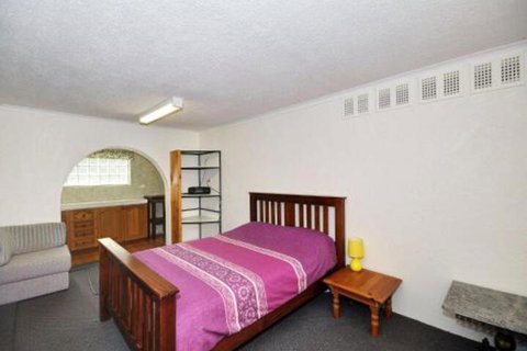 Lazy Daze - Accommodation Perth 5