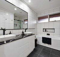Lakeside Landing - Waterfront - Accommodation Perth