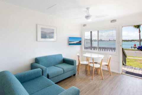 Lakeside Flats 6 - Accommodation Perth 7