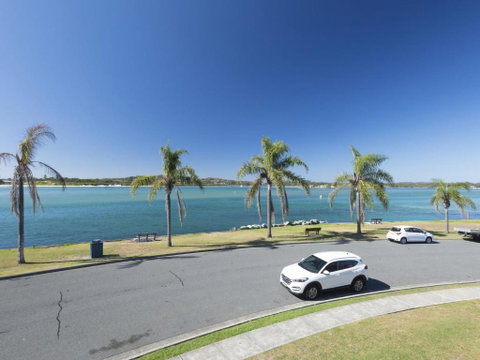 Lakeside Flats 5 - Accommodation Perth 3