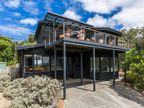 NICHE On NOBLE Ever Changing Vista - Accommodation Perth 5