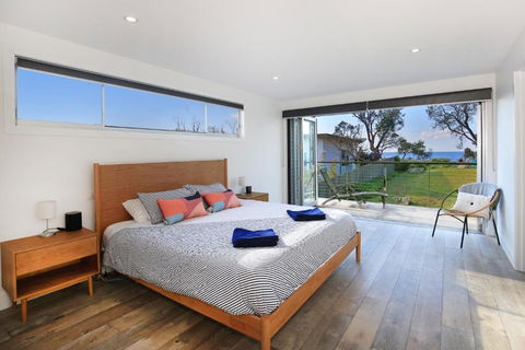 Oceanside At Culburra Pet Friendly Absolute Beachfront - Accommodation Perth 2