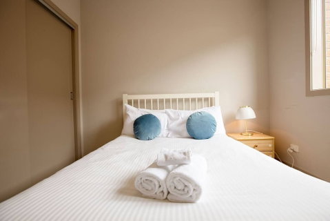 Gorgeous 4BR Home In Point Cook - Accommodation Perth 4