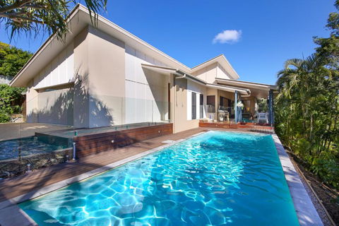 20 Avalon Street Coolum Beach Pets Welcome - Perth Resorts 1