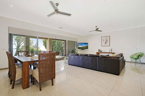 Marctime Woodlands - Perth Resorts 4