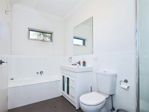 Blue Zone - Accommodation Perth 5