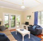 Love Shack 1 bedroom cosy cottage - Perth Resorts