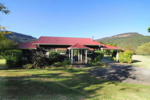 Willabrook Retreat Mojo Cottage Romantic Escape! - Perth Resorts 3