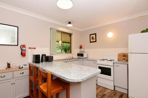 Valley Haven 3 Bedrooms Close To The Village! - Perth Resorts 6