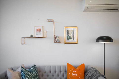 107light Filled Cozy Apt In The Heart Of St. Kilda - Accommodation Perth 3