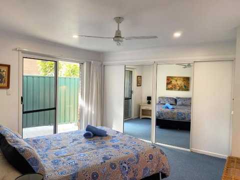 Woorim Secluded Palms Villa - Accommodation Perth 1