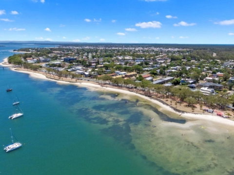 Woorim Secluded Palms Villa - Accommodation Perth 3