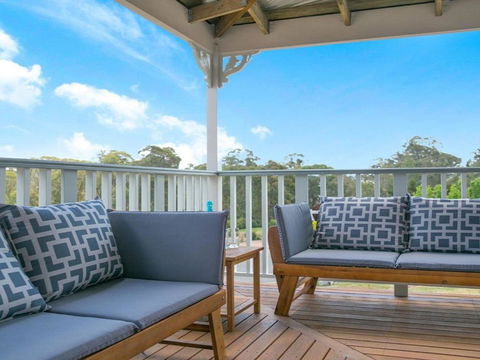 Ballogie Lodge A Quality Timeless Retreat - Accommodation Perth 4