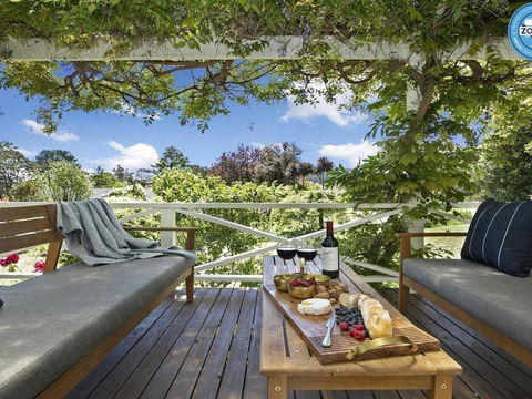 Bourne Cottage Perfect For All Seasons - Accommodation Perth 4
