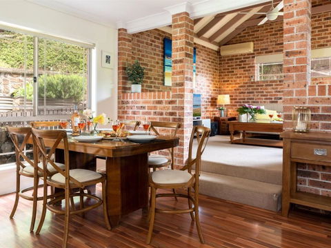 Bombo Blue Pet Friendly Townhouse - Accommodation Perth 1