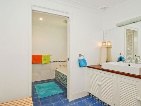 Casa Callala On King George Well Appointed Home - Accommodation Perth 1