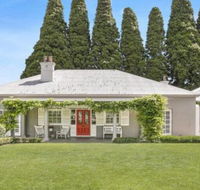 Nattai Lodge house  cottage in beautiful garden - Accommodation Perth