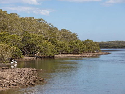 Rita Maes On The River Relax & Recharge - Accommodation Perth 3