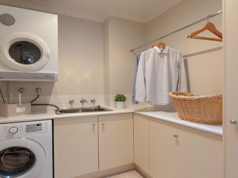 Shore To Please Comfort Cafes & Beaches - Accommodation Perth 5