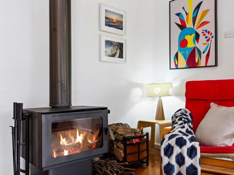 Silvermere Cottage A Cosy Family Getaway - Accommodation Perth 1