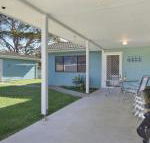 Soundwaves games room with table tennis - Accommodation Perth