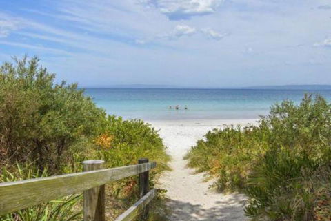 Splash Shack Stunning Views Of Jervis Bay - Accommodation Perth 3