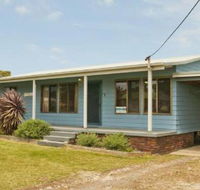 Tea Tree Cottage great yard for pets  kids - Accommodation Perth