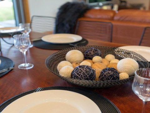 Willowview Coastal Retreat Stunning Views - Accommodation Perth 6